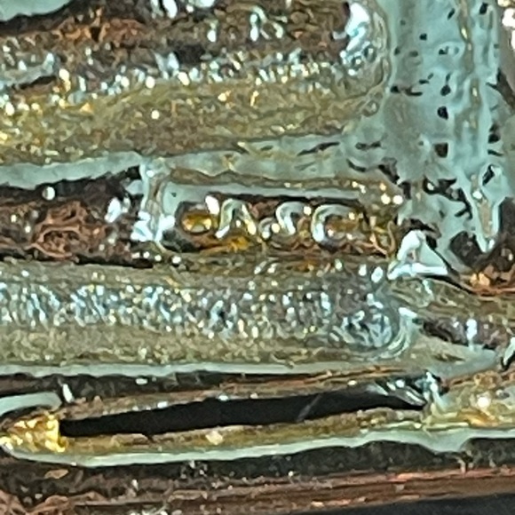 Vintage AJC Globe Books Signed Brooch - Picture 3 of 3